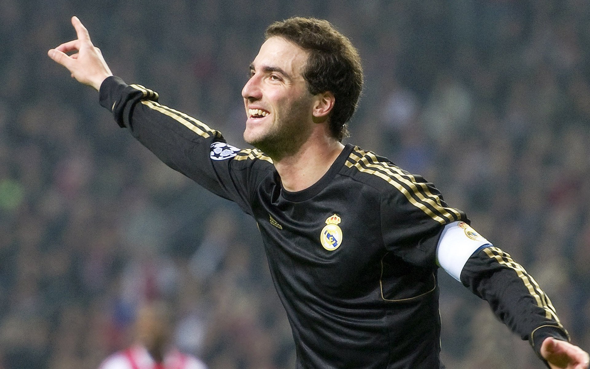 五大联赛单场射门次数与实际控球质量关系分析，五大联赛球员单场进球纪录