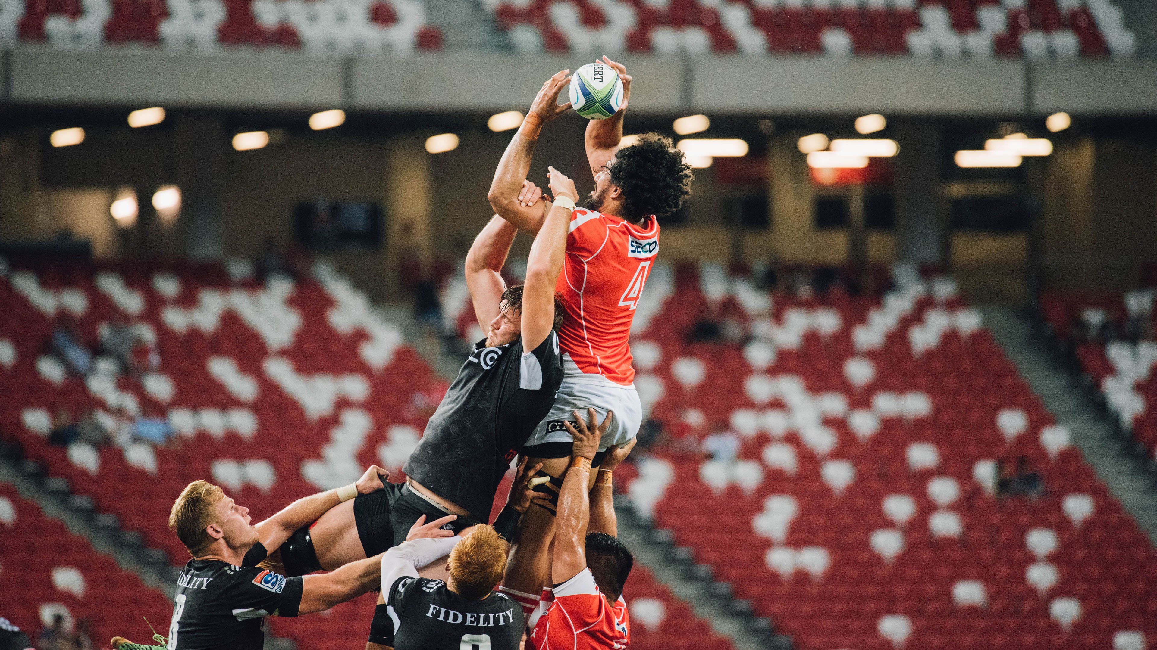 球员关键时刻挺身而出